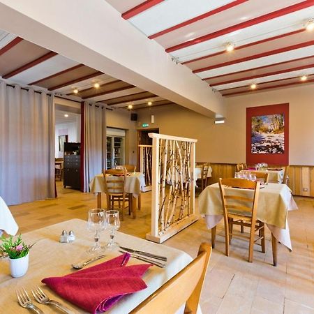 Hotel La Clairiere Chambon-sur-Dolore Екстериор снимка