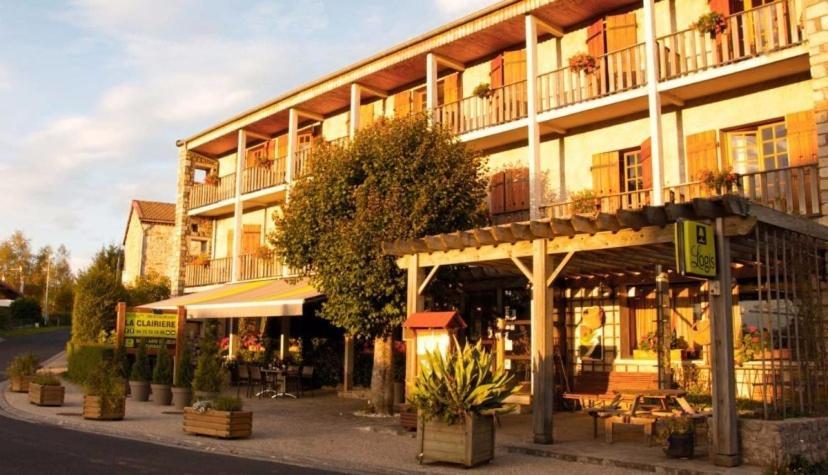 Hotel La Clairiere Chambon-sur-Dolore Екстериор снимка